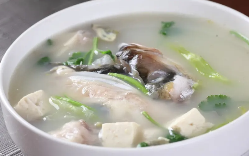 鱼头汤这样做健康营养又好吃！鱼头汤怎么做更鲜？