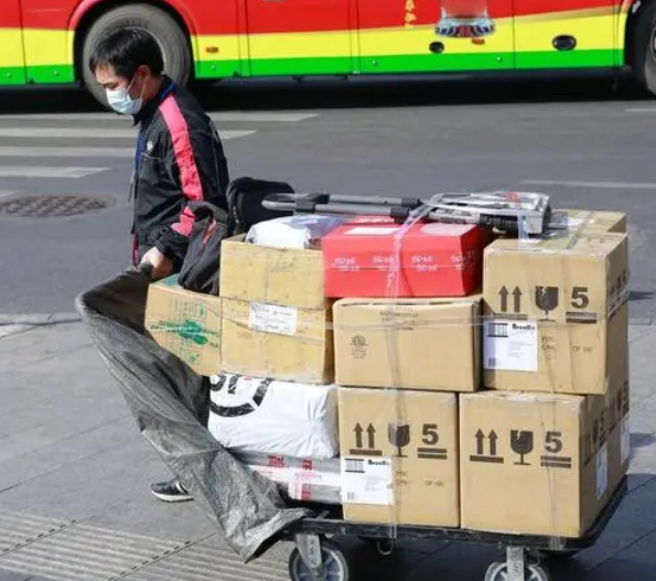 快递业需求反弹业务量回升,618你买买买了吗 快递业需求反弹业务量回升,618你买买买了吗