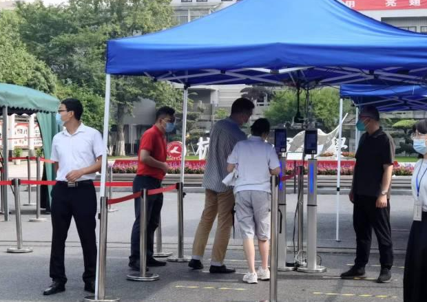 浙江考点启用大数据优化信息检查方法,忘带准考证别慌 刷脸进考场！