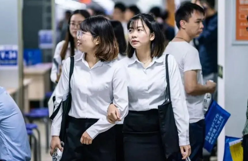 大学毕业生在职场中如何快速成长?职场中快速成长的方法有哪些?