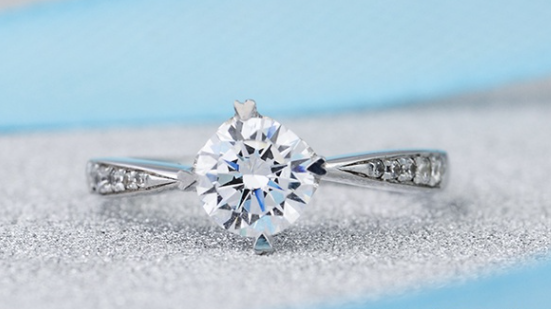 求婚可以选择五十分的钻戒吗？五十分的钻戒一般都是多少钱呢？