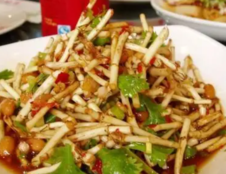 鱼腥草为什么四川人那么喜欢？鱼腥草有哪些烹饪方法？