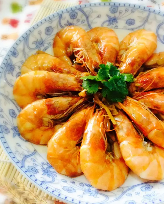 虾头怎么做好吃又简单?你吃过香酥大虾吗?