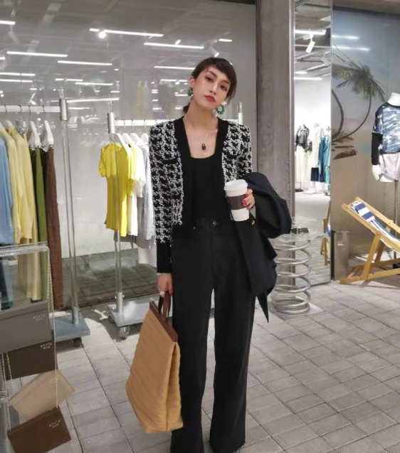 适合高个子女生的欧美风穿搭有哪些?这样穿新潮时尚又高级,姐妹们快学! 适合高个子女生的欧美风穿搭有哪些?这样穿新潮时尚又高级,姐妹们快学!