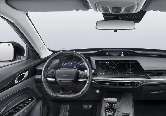全新欧尚Z6试驾评测 造型低趴车体更宽运动属性拉满