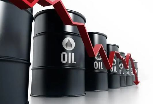 国际油价跌破100美元关口 国内成品油或将第三次降价