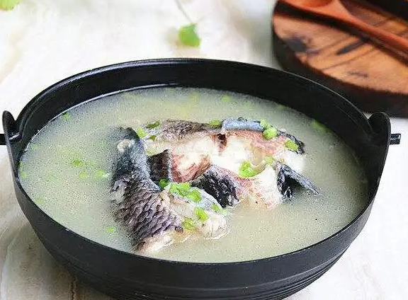 黑鱼汤营养在汤里还是肉里(黑鱼汤适合孕妇喝吗)