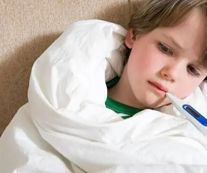 小孩细菌感染反复高烧怎么办?就诊后有哪些注意事项