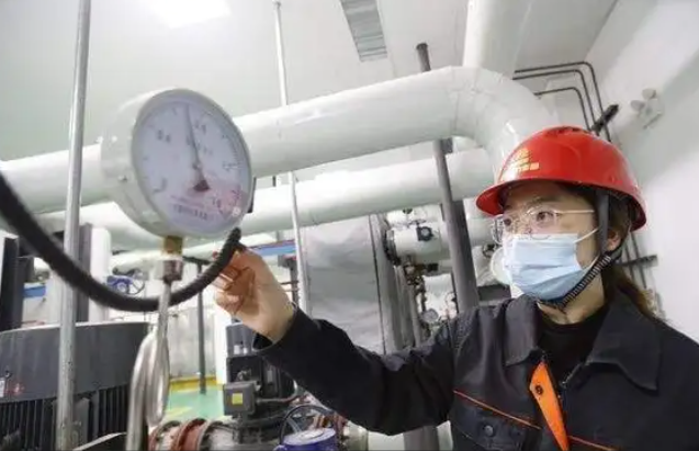 多地遭遇高温济南试行集中供冷，集中供冷的费用