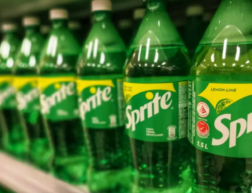 雪碧宣布永久放弃标志性绿瓶，新雪碧瓶将是全透明的