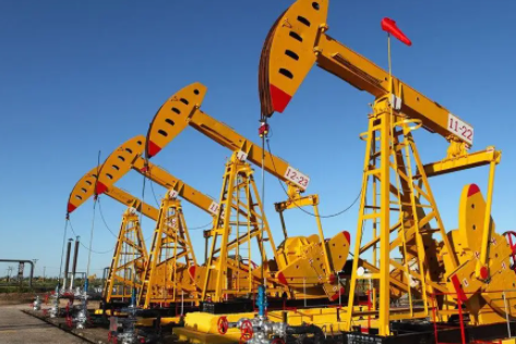 全球石油需求前景继续承压 国际油价4日又下跌 具体如何?