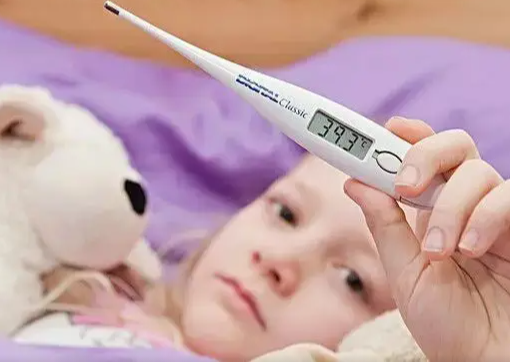 宝宝早起正常的体温是多少(宝宝早起体温低于36度怎么办)