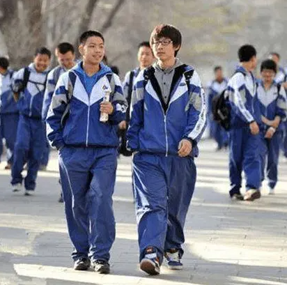 即便身穿校服，学生的家境情况也能秒被看穿