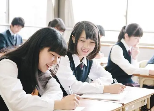 除了学习之外，高中生还有哪些值得注意的呢？