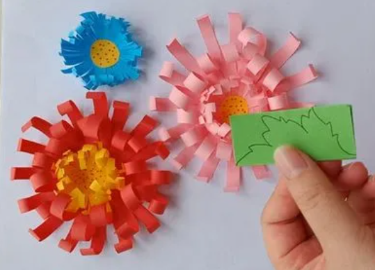 幼儿园有做手工作业的必要吗？为完成手工作业，学生家长有多拼？