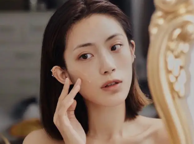 中年女性护肤建议有哪些（30岁女人应该如何正确护肤）