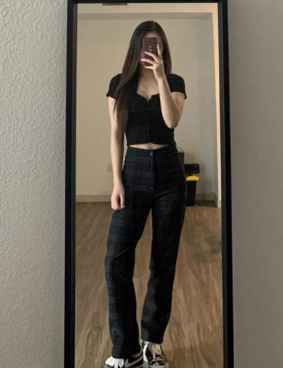 小个子女生甜酷穿搭(如何掌握甜酷风穿搭平衡)