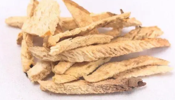 婴儿湿疹用啥中药有效果(治疗婴儿湿疹用什么中药好呢)