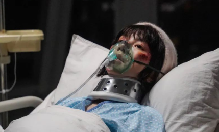 邓紫棋第六首主打<受难曲>上线,突破音域拒绝网络暴力 邓紫棋第六首主打<受难曲>上线,突破音域拒绝网络暴力