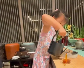 岳云鹏女儿晒照优雅,拉小提琴获顶级大师称赞 岳云鹏女儿晒照优雅,拉小提琴获顶级大师称赞