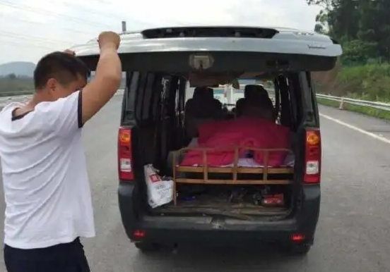 面包车改装房车违法吗(面包改装房车的注意事项)