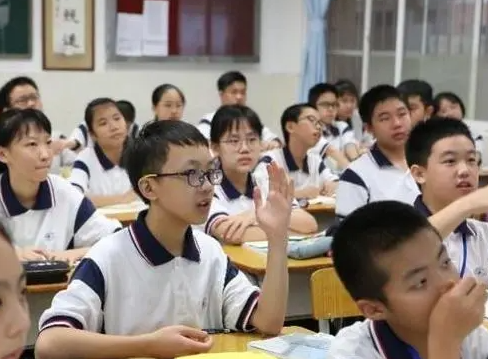 初中三年孩子会遇到哪些问题（家长们如何把好关）
