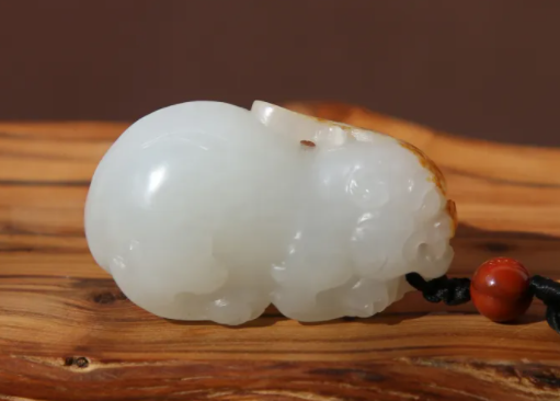 珠宝玉石鉴定书应该怎么看(如何分辨珠宝玉石鉴定书的真假)