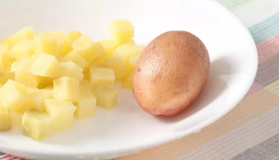 土豆含钾量是多少（土豆含钾高怎么处理）