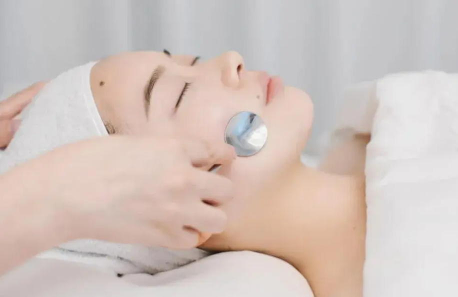 在美容院做完项目效果不好(哪些美容项目是大坑?)