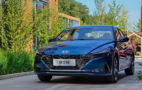 威朗对比伊兰特该怎么选,家用之选谁能更胜一筹