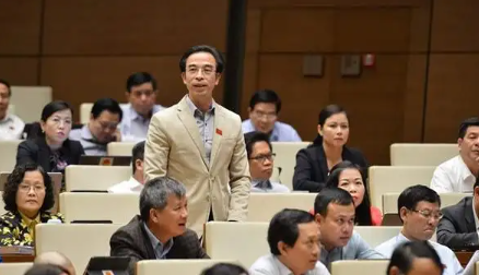越南公务员薪资低吗,越南公务员的薪资水平