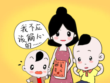 大宝一定要让着二宝吗？父母应该怎么办？