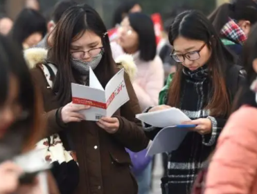 2023国考报名人数超过了250万，创下了历史最新高