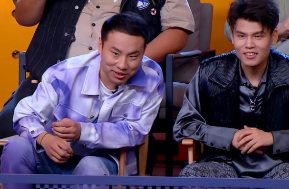 《脱口秀大会5》呼兰获总冠军(“广岛之恋”双双爆冷)