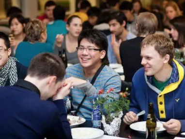 美国大学新增国际学生数量骤降46%，中国留学生人数减少8.6%