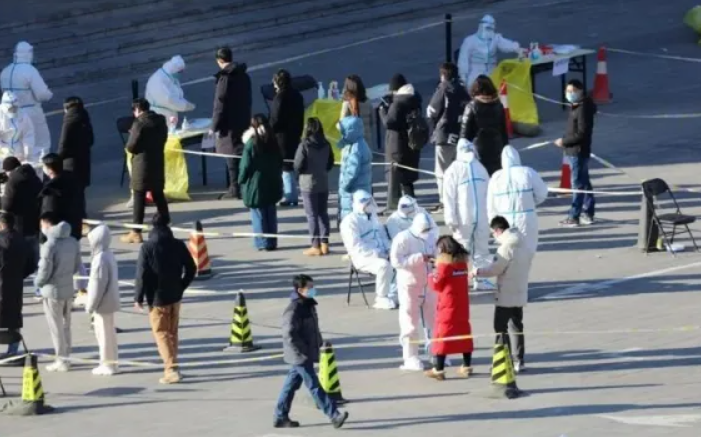 北京新增1例死亡病例 31省份新增本土3927+27517