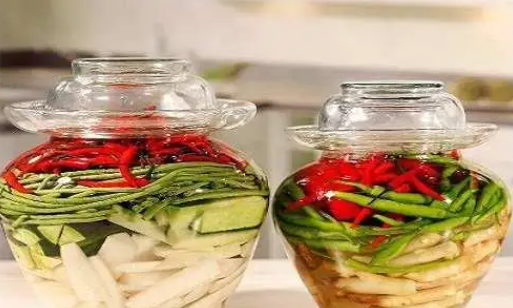 泡菜水生花了还能吃吗?(川式家庭版泡菜制作方法)