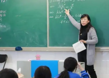 教师行业是否应该引入退出机制？舆论意见不一