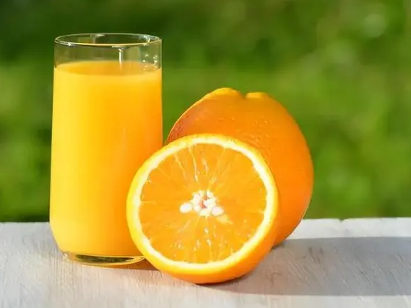 橘子水更适合目前新冠用药特点(专家称橘子比黄桃更抗新冠)
