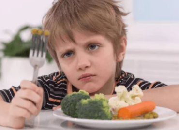 如何养成良好的吃饭习惯？培养孩子好好吃饭的小妙招
