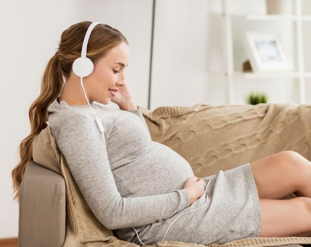 阳了孕产妇如何用音乐缓解压力(缓解孕妈妈压力的音乐推荐)