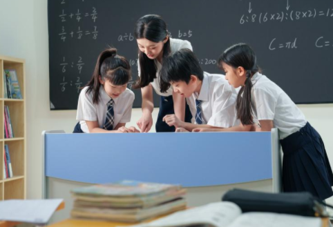 2月1日起，中小学将实施“5+4”学制？