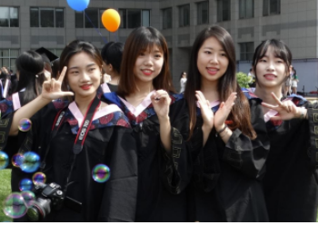 清华学子会选择怎样的人生呢？硕士毕业仅1/10选择继续读博