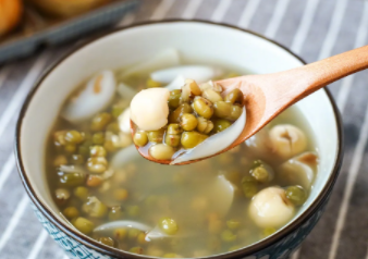 肝火旺盛适合吃什么？建议多吃清热降火的食物