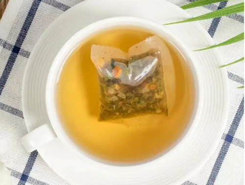 冬瓜荷叶茶的功效与作用 适合患有高血压的人群饮用