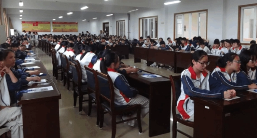 学校管理：学校管理既要“致广大” 更要“尽精微”