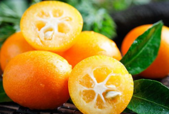 怎么选择适合自己的柑橘类水果？柑橘营养功效好