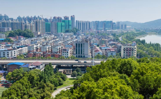 促进民营经济的新发展,努力营造一流商业环境