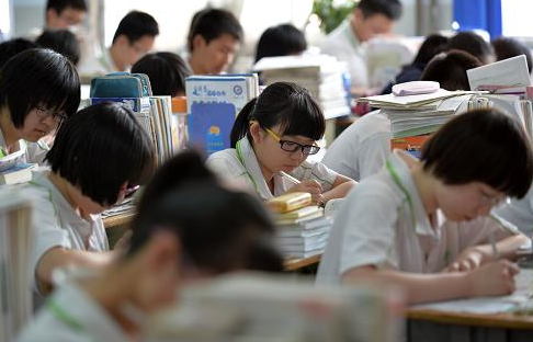 2023高考语文诗词类题型答题模板分享 干货满满 注意收藏 2023高考语文诗词类题型答题模板分享 干货满满 注意收藏