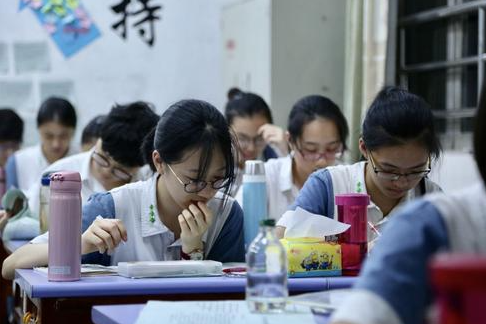 2023届高中生或是“最累学生”，高考政策或有变化 学生们请注意